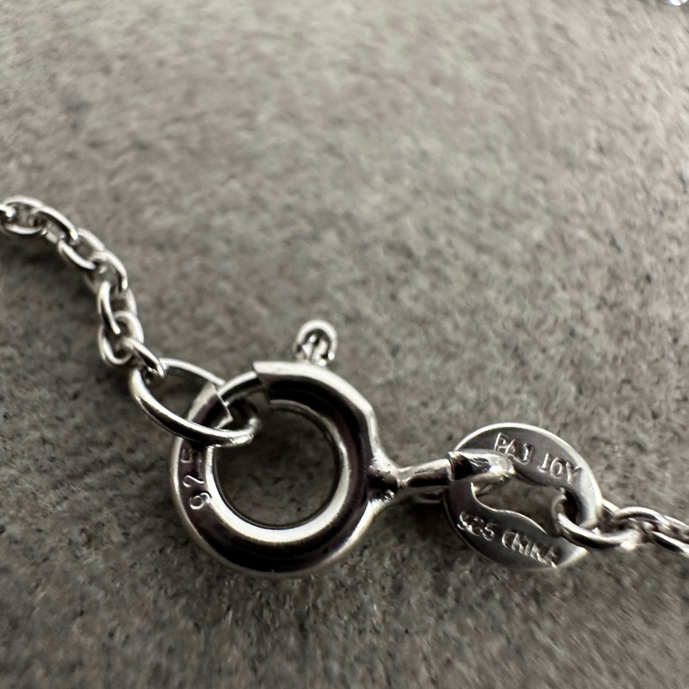 Jade and Peridot necklace in sterling silver by Jade of Yesteryear - Picture 5 of 9